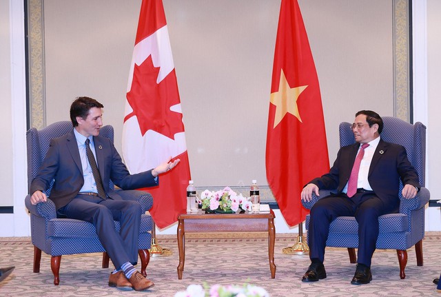 Thủ tướng Phạm Minh Chính gặp Thủ tướng Canada, Ấn Độ bên lề Hội nghị G7 - Ảnh 2.