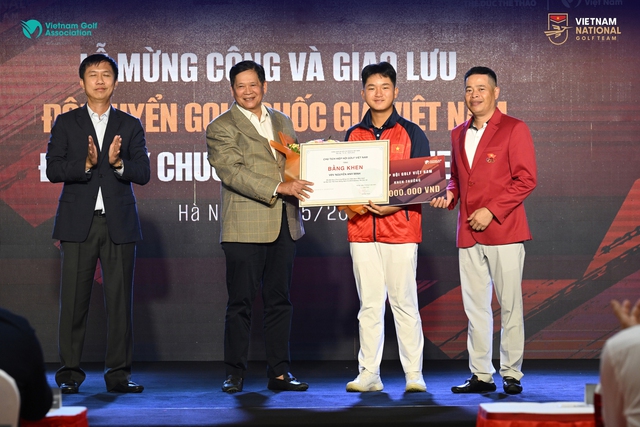 Nhà vô địch Lê Khánh Hưng: Nhận học bổng 100.000 USD, dự định tập golf tại Mỹ - Ảnh 2.