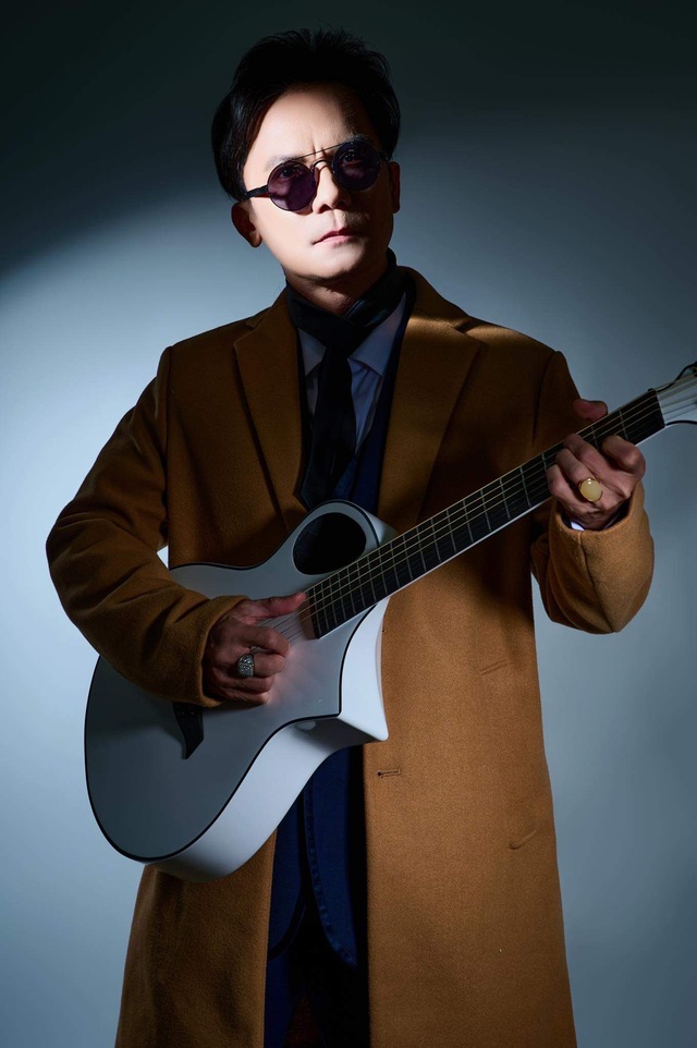 Ca - nhạc sĩ Vũ Quốc Việt ra MV quay tại Mỹ và đổi nghệ danh - Ảnh 1.