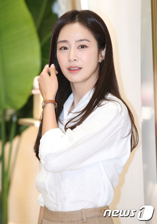 Kim Tae Hee dồn lực trở lại trong năm 2023 - Ảnh 5.