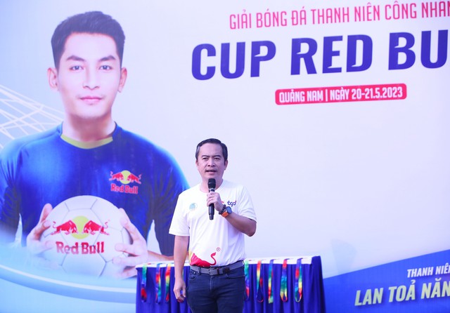 Giải bóng đá Thanh niên Công nhân (Cúp Red Bull): Phần thưởng khủng sân chơi công nhân! - Ảnh 2.