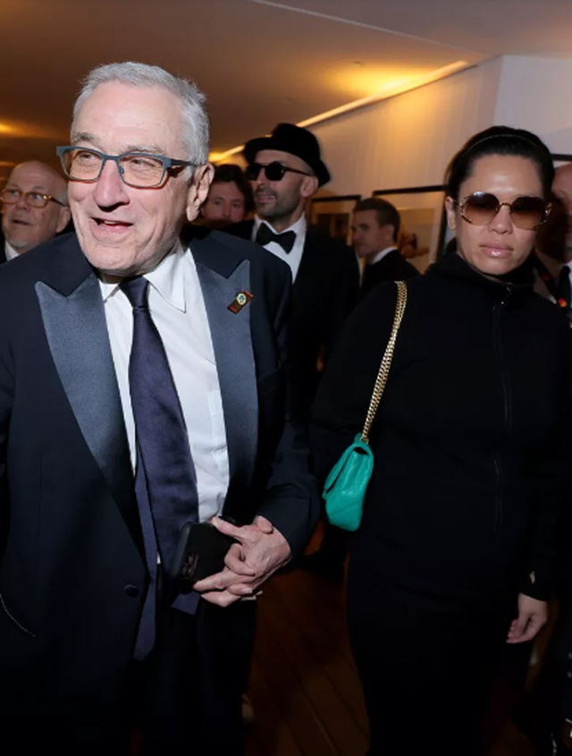 Robert De Niro và bạn gái Tiffany Chen xuất hiện tại LHP Cannes - Ảnh 2.