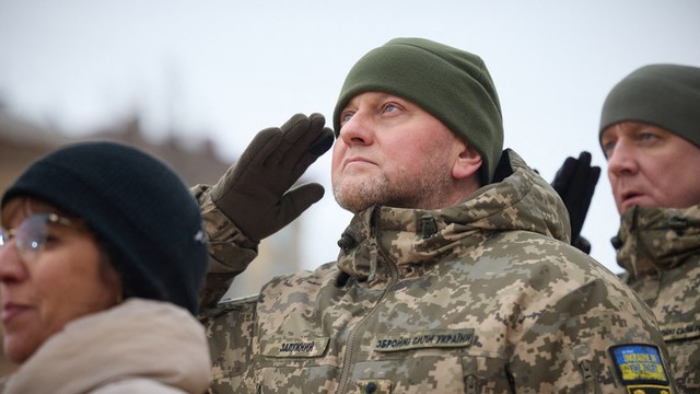 Chiến sự ngày 455: Quân đội Ukraine lâm vào tình cảnh ‘rắn mất đầu’? - Ảnh 1.