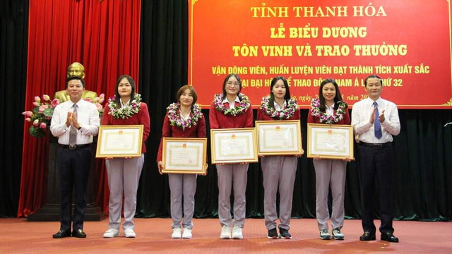 Tỉnh Thanh Hóa biểu dương, khen thưởng các VĐV giành huy chương tại SEA Games 32 - Ảnh 1.