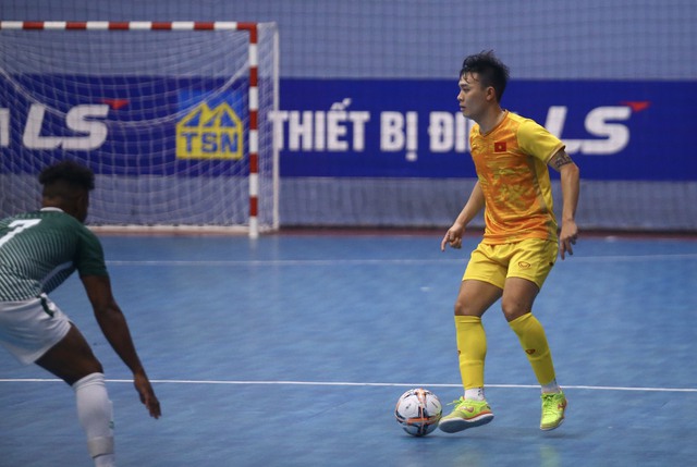 Đội tuyển futsal Việt Nam thắng tưng bừng 5-0 trước đội đẳng cấp World Cup - Ảnh 2.