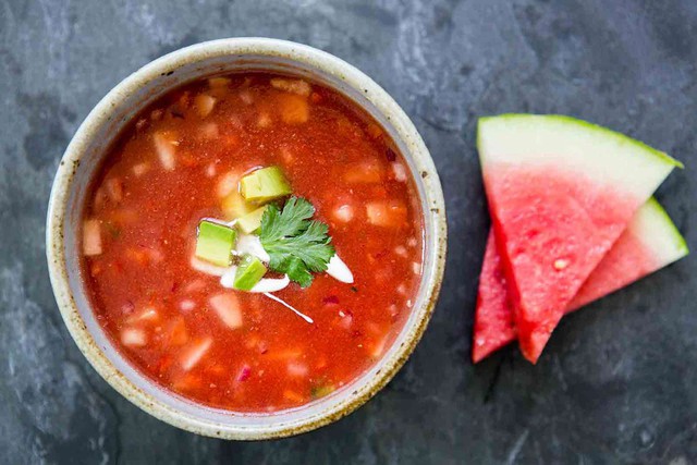 Món súp lạnh – giải nhiệt, đẹp da, giữ dáng mùa nắng nóng - Ảnh 7.