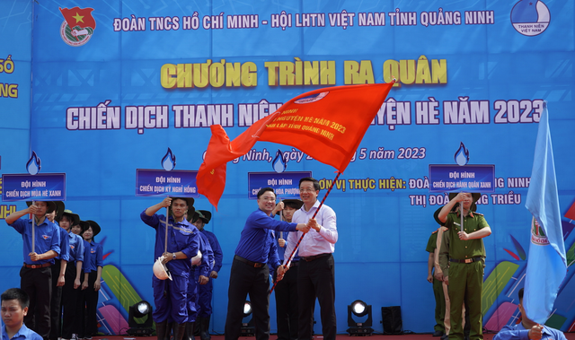 Tỉnh đoàn Quảng Ninh ra quân chiến dịch Hè hướng về cộng đồng  - Ảnh 1.