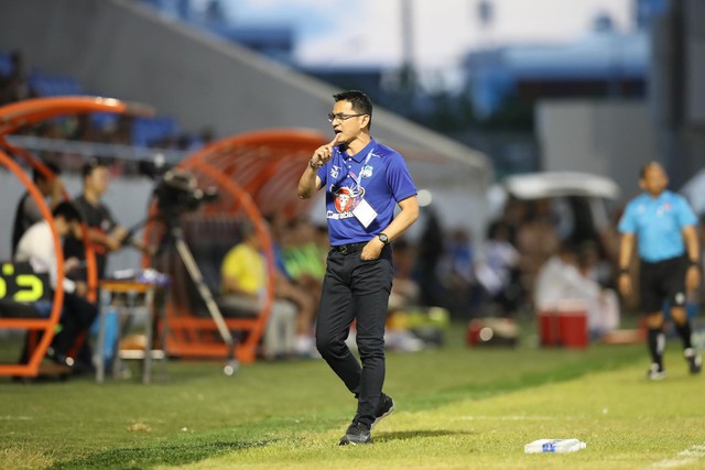 V-League 2023, CLB Đà Nẵng 1-1 HAGL: Thầy trò Kiatisak để lỡ chiến thắng thứ hai - Ảnh 4.