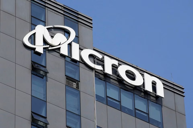 Mỹ 'không bỏ qua' việc Trung Quốc cấm chip Micron - Ảnh 1.
