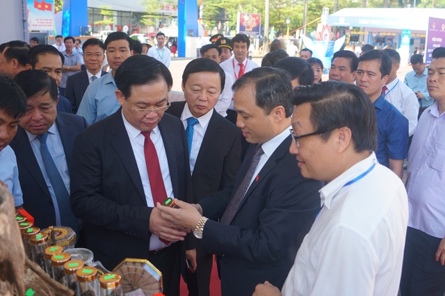 Chủ tịch Quốc hội Vương Đình Huệ dự hội nghị công bố quy hoạch tỉnh Hà Tĩnh - Ảnh 6.