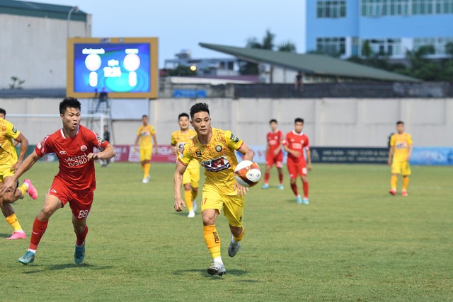 V-League 2023, Thanh Hóa FC 3-2 Viettel FC: Đội bóng đầu bảng 'lội ngược dòng' thành công - Ảnh 1.