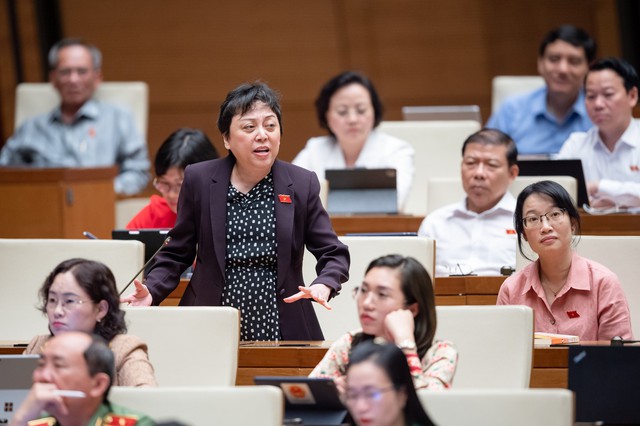 ‘Ngày xưa chiến thắng thì mừng công, bây giờ chiến thắng thì trảm tướng, thay tướng’ - Ảnh 1.