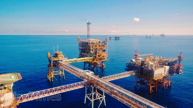 Khai thác dầu thô, sản xuất xăng dầu của Petrovietnam tăng trưởng ấn tượng - Ảnh 2.