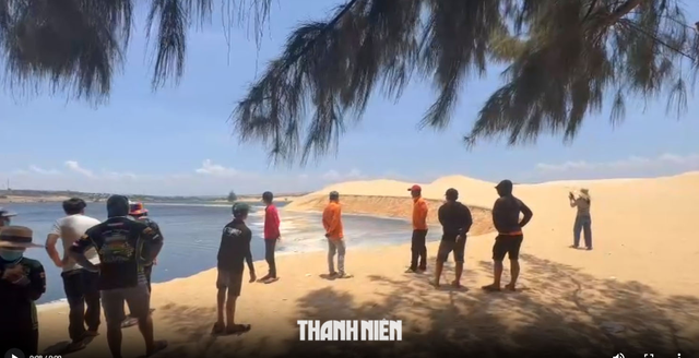 Bình Thuận: Đồi cát Khu du lịch Bàu Trắng bỗng dưng sạt lở cát xuống Bàu Bà - Ảnh 3.