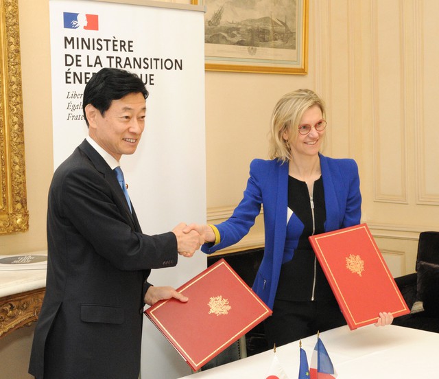 Nhật Bản và Pháp kỷ thỏa thuận hợp tác trong lĩnh vực hạt nhân - Ảnh 1.