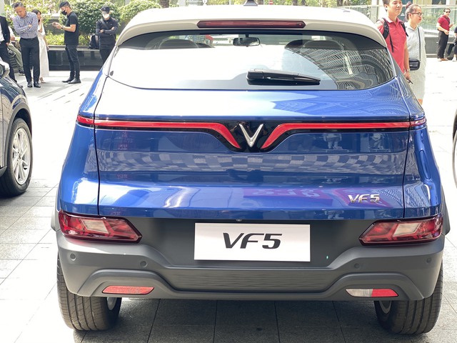 Cảm quan VinFast VF5 Plus, tiềm năng trở thành xe điện 'quốc dân' tại Việt Nam   - Ảnh 5.