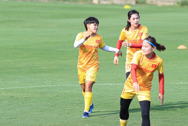 Tiền vệ đội tuyển nữ Việt Nam: 'Có 1 điểm ở World Cup cũng là quý rồi'  - Ảnh 1.