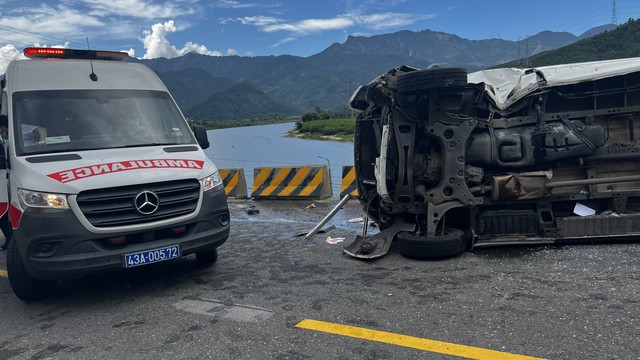 Tạm giữ tài xế gây tai nạn liên hoàn trên cao tốc La Sơn - Túy Loan - Ảnh 2.