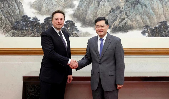 Tỉ phú Elon Musk gây sốt tại Trung Quốc, hứa mở rộng kinh doanh - Ảnh 2.
