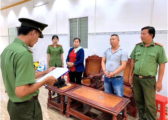 Bạc Liêu: Truy tố bị can cưỡng ép 39 người Việt Nam ở lại Nga trái phép - Ảnh 1.