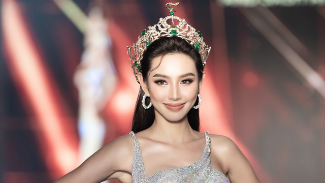 Bà Đặng Thùy Trang tham gia phiên xét xử ngày 31.5, Hoa hậu Thùy Tiên vắng mặt - Ảnh 1.