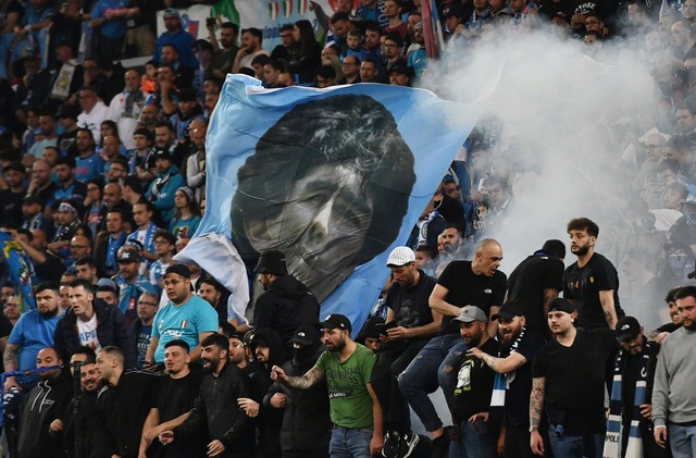Napoli giành chức vô địch Serie A đầu tiên sau 33 năm - Ảnh 5.