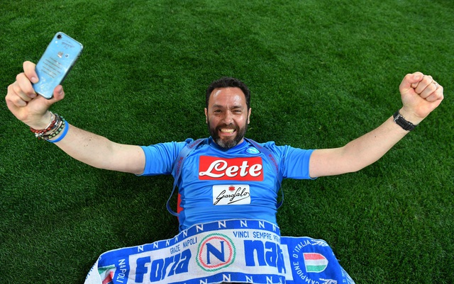 Napoli giành chức vô địch Serie A đầu tiên sau 33 năm - Ảnh 11.