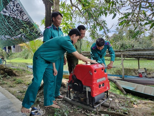 Nắng nóng gay gắt khiến 47.000 ha rừng của Cà Mau nguy cơ cháy cao   - Ảnh 1.