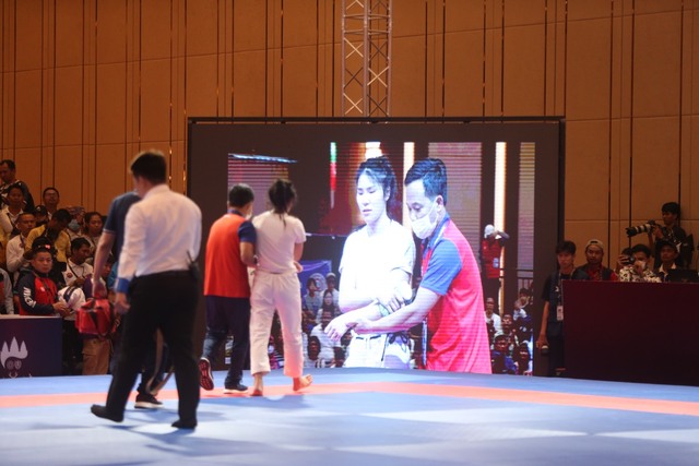 Võ sĩ jujitsu Đặng Thị Huyền chỉ đoạt HCĐ vì không may chấn thương - Ảnh 2.