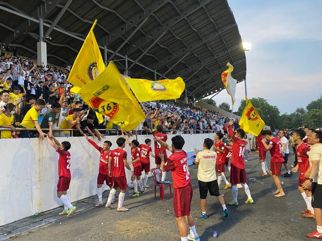 Sôi động ngày chung kết giải U.19 - Ảnh 4.