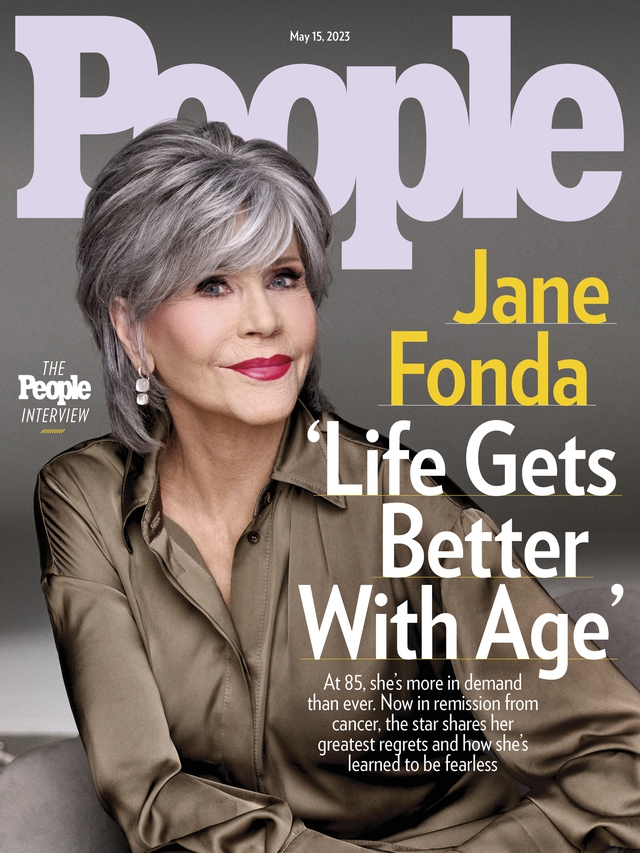 Minh tinh Jane Fonda rạng rỡ trên bìa tạp chí People ở tuổi 85 - Ảnh 1.