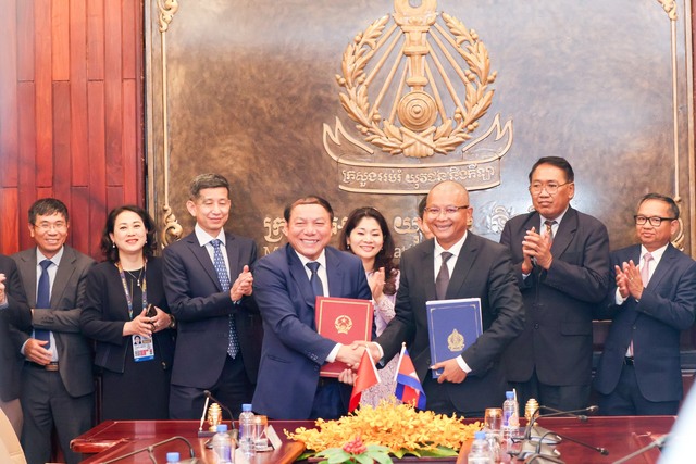 Việt Nam giúp đỡ nhiệt tình chủ nhà Campuchia tổ chức thành công SEA Games 32 - Ảnh 2.