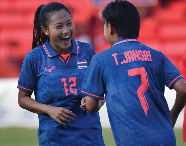 Bóng đá nữ Campuchia tạo cột mốc lịch sử tại SEA Games 32 - Ảnh 3.