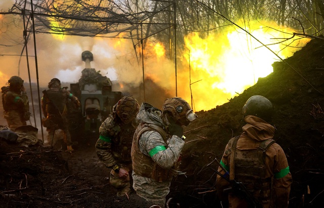 Chiến sự đến tối 6.5: Ukraine tuyên bố đã bắn hạ tên lửa bội siêu thanh Nga - Ảnh 2.