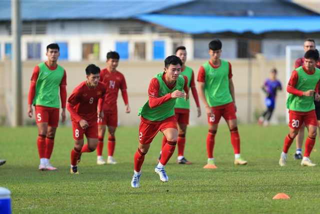 Chờ ông Troussier giăng bẫy U.22 Malaysia  - Ảnh 1.