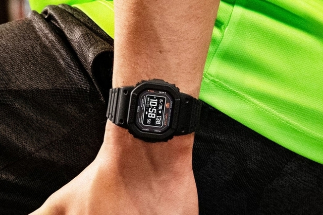 Casio giới thiệu smartwatch lai G- SHOCK mới - Ảnh 1.