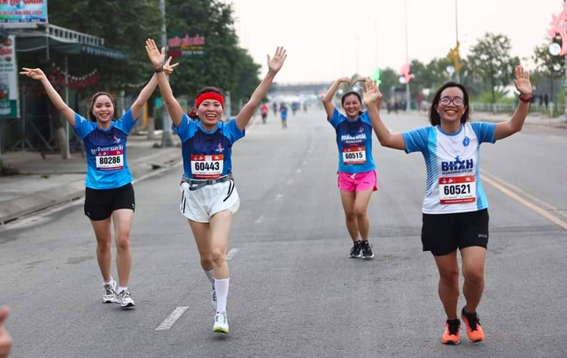 Giải chạy Quảng Ngãi Marathon – Cup BSR: Tạo cảm giác thoải mái cho vận động viên - Ảnh 8.
