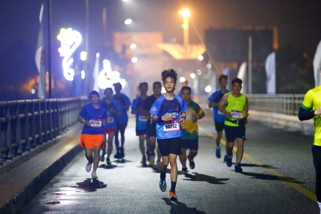 Giải chạy Quảng Ngãi Marathon – Cup BSR: Tạo cảm giác thoải mái cho vận động viên - Ảnh 6.