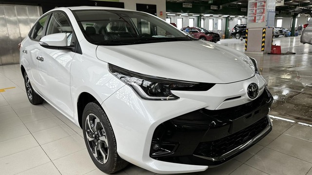Toyota Vios 2023 ồ ạt về các đại lý tại Việt Nam  - Ảnh 1.
