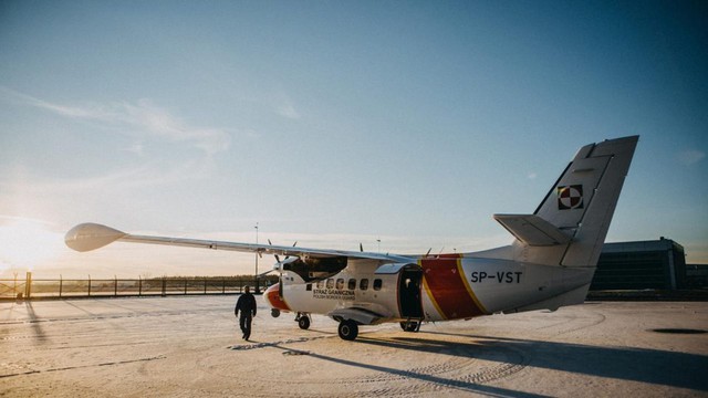 NATO tăng mức sẵn sàng sau vụ đụng độ máy bay Nga tại biển Đen - Ảnh 1.