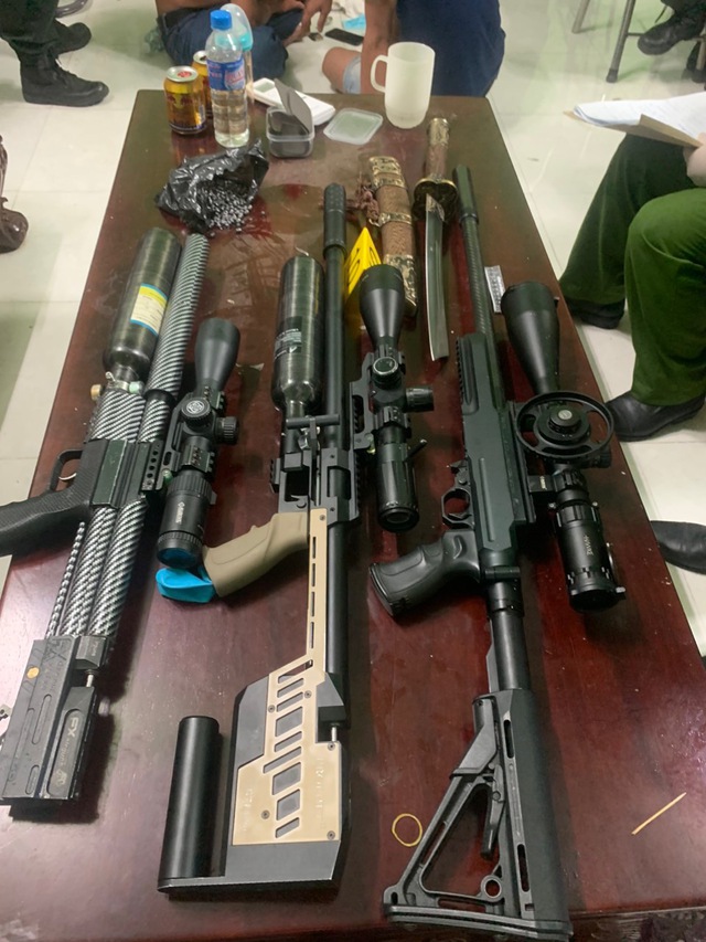 Công an 9 tỉnh thu 2.200 kg ma túy, 37 khẩu súng và nhiều vũ khí nóng - Ảnh 5.