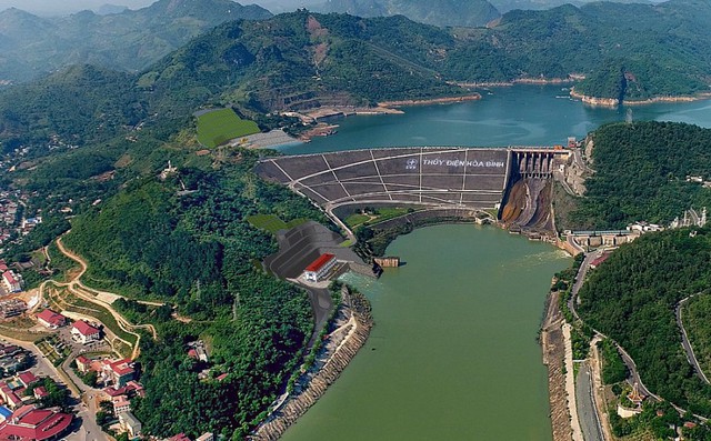 Thủy điện thiếu nước, Tập đoàn Điện lực Việt Nam báo cáo 'nguy cấp về điện'- Ảnh 1.