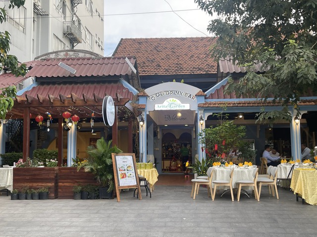 Nhà hàng Arita Garden chuyên bán đồ Việt của chị Nhung