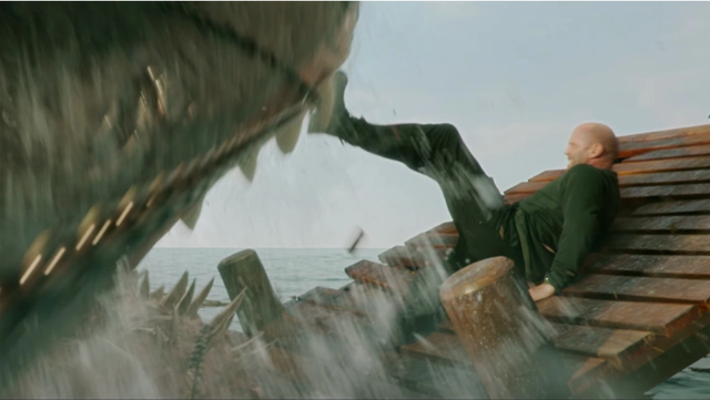 Jason Statham tay không đối đầu cá mập bạo chúa trong 'Meg 2'  - Ảnh 3.