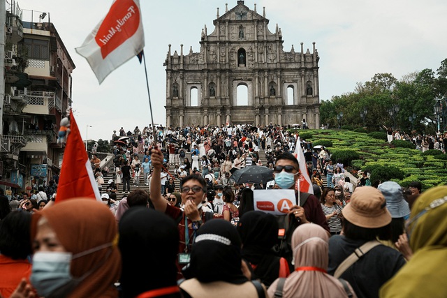 Nhờ đâu doanh thu sòng bạc Macau tăng vọt đến 366%? - Ảnh 1.