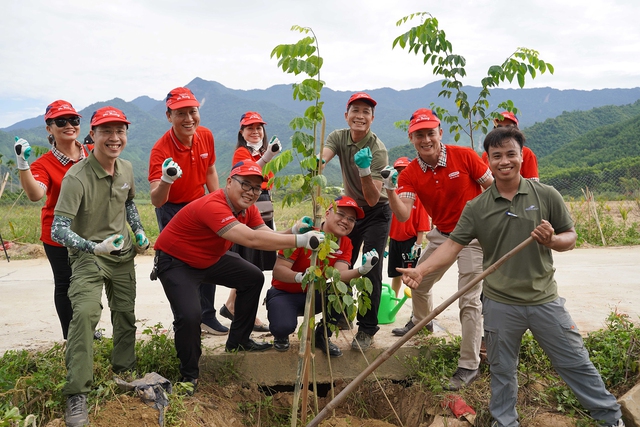 Dai-ichi Life Việt Nam phát động Dự án 'Trồng cây xanh đô thị' tại Đà Nẵng - Ảnh 3.