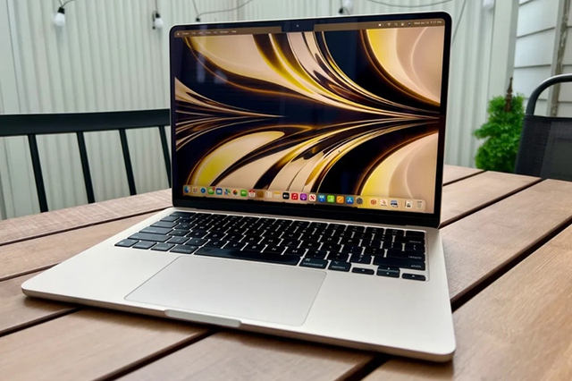 Sai lầm Apple gặp phải với MacBook Air 15 inch - Ảnh 1.
