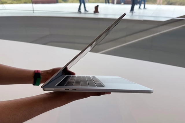 Sai lầm Apple gặp phải với MacBook Air 15 inch - Ảnh 2.