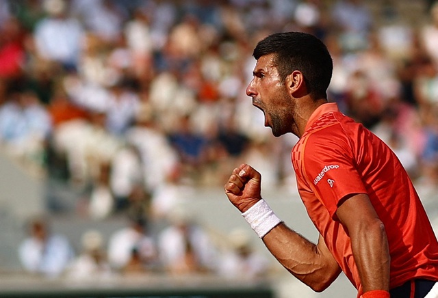 Lần thứ 3 đăng quang Pháp mở rộng, Novak Djokovic thiết lập kỷ lục mới - Ảnh 4. Lần thứ 3 đăng quang Pháp mở rộng, Novak Djokovic thiết lập kỷ lục mới - Ảnh 4.