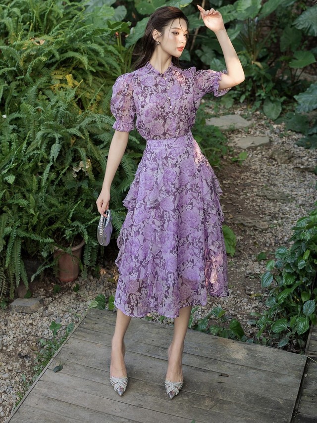 Loạt gợi ý diện váy hoa xinh lịm tim từ dàn sao Việt - Hàn | Tin tức Online